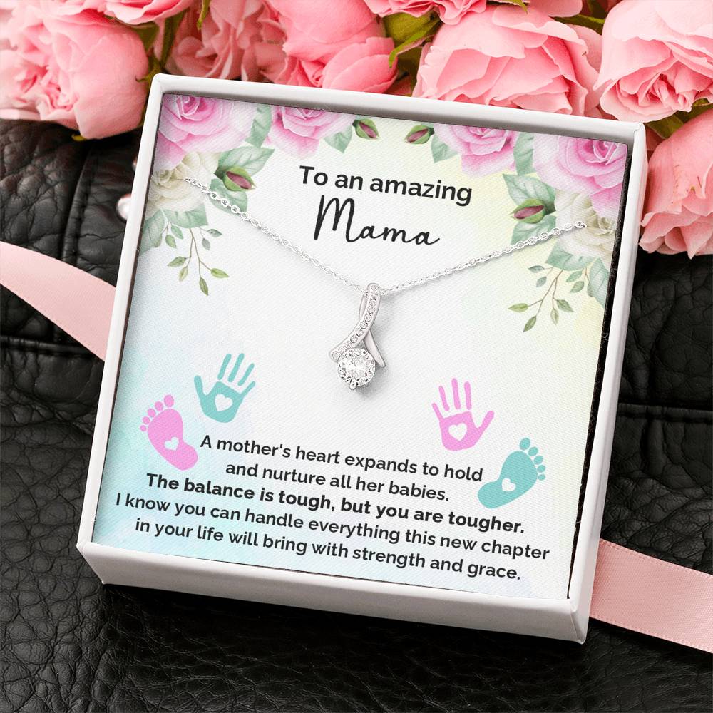 To An Amazing Mana - A Mother's Heart Expands To Hold And Nurture - Alluring Necklace