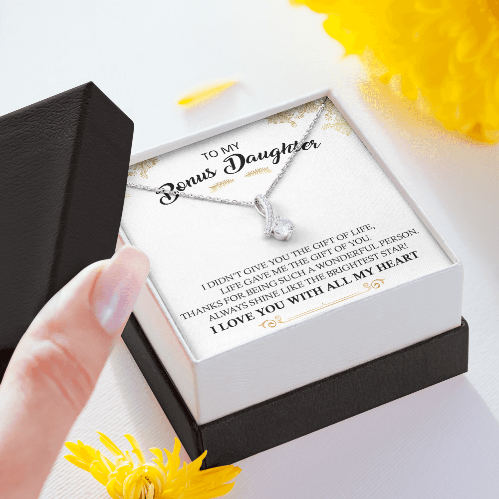 To My Bonus Daughter - Shine Like The Brightest Star - Alluring Beauty Necklace
